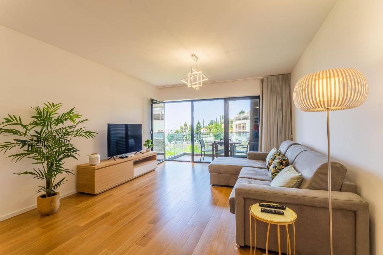 Flh Funchal Balcony Flat With Pool Apartment ภายนอก รูปภาพ